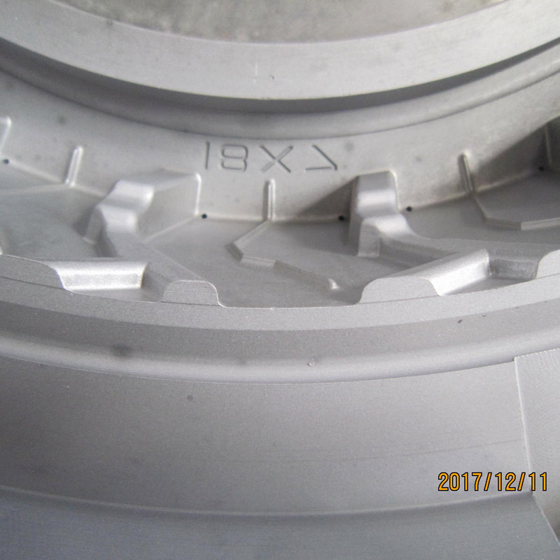 18x7 solida däck -