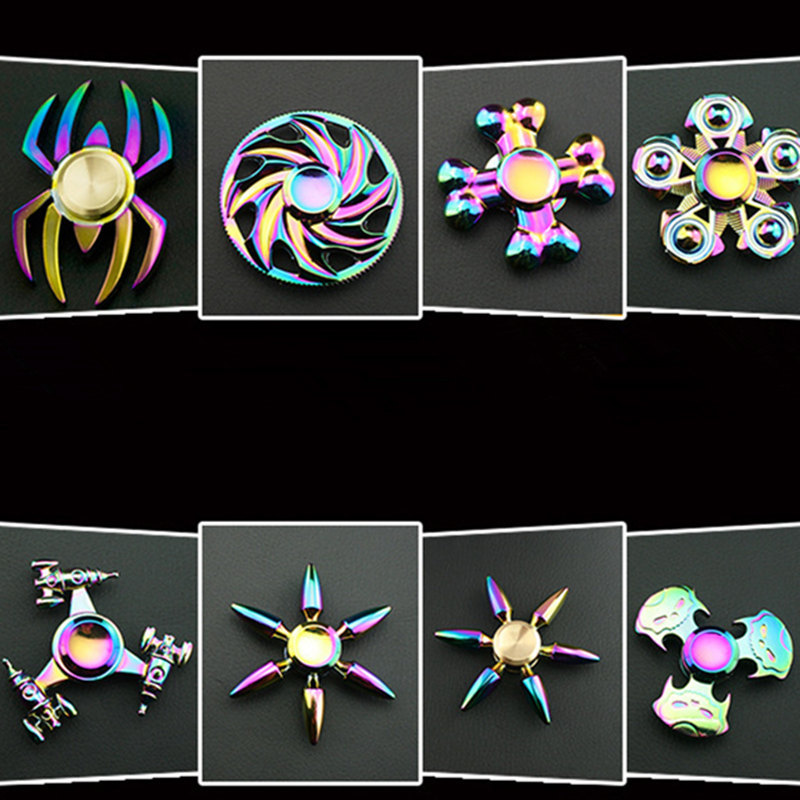 Metallic Zinc Alloy Bländning Färg Rotate Hand Spinner Spinnande topp Peg-top