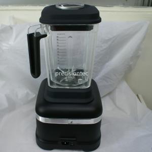 Tjänster avseende metallbearbetning av plast