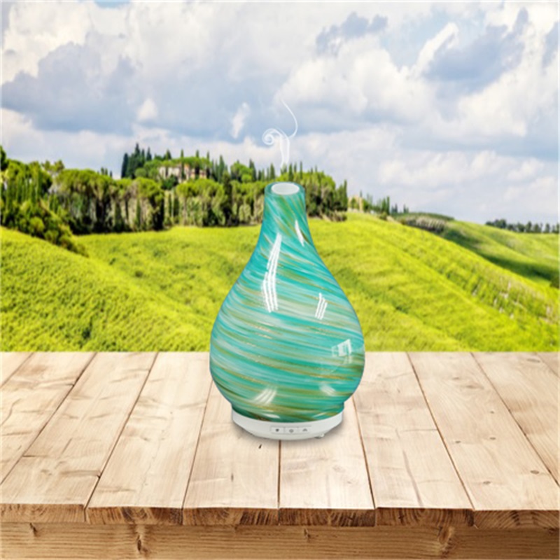 April hudvård grönt guld dumt glas aroma olja diffusor