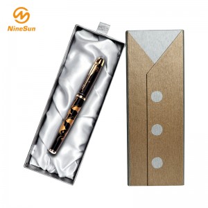 Guld- och silverpenna