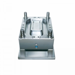 Plastform och tunn formvägg