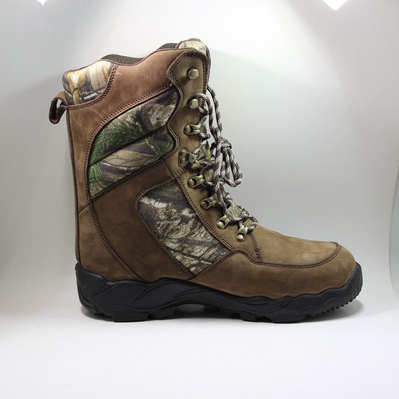 Nubuckläderöverdel med Camo Hunter-skor