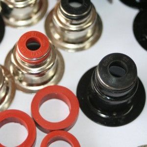 Kinas professionella tillverkare Viton gummi Ventilstamoljetätning för Commins Power-motorer i Dong feng-lastbilar