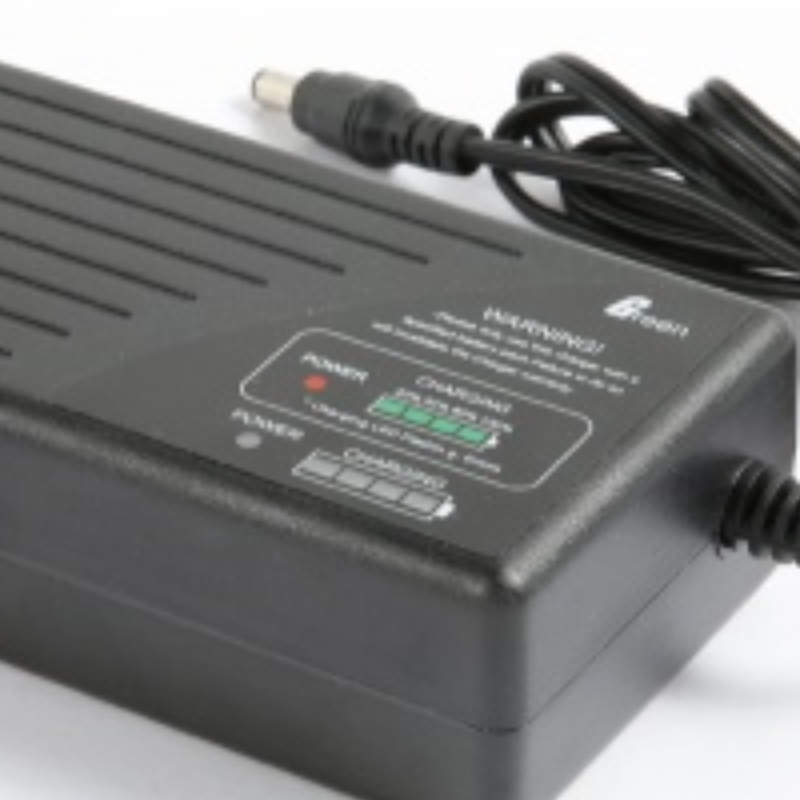 NIMH batteriladdare för 24V ~ 48V NIMH / NICD batteripaket