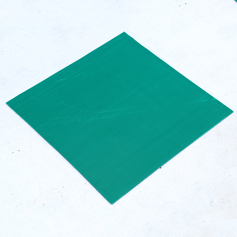 Syrabeständig antislip Rib Gummiarkrulle för garage
