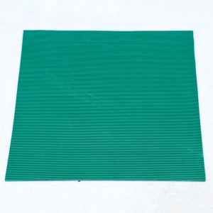 Syrabeständig antislip Rib Gummiarkrulle för garage