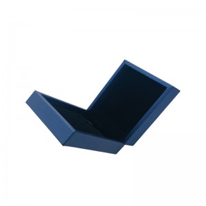 Anpassad lyxig juvelkartong