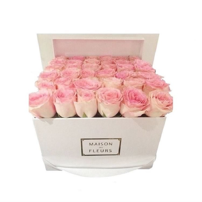 Kubpapper tryckt guldfolielogo Blomma presentförpackning