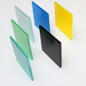 FÄRGAD LAMINERAD SÄKERHETSGLASS