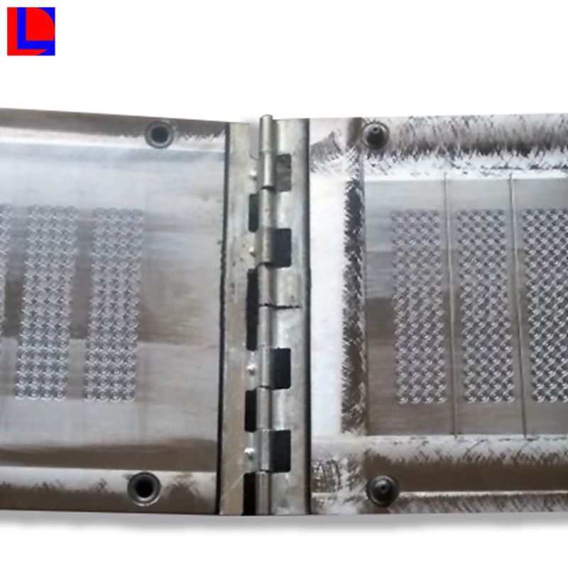 Högkvalitativa kakformar av silikon som produceras av formsprutning av gummi-formningsmaskin