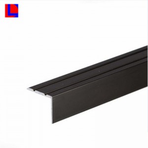 Anpassad 6063 T5 aluminium extruderingsvinkel