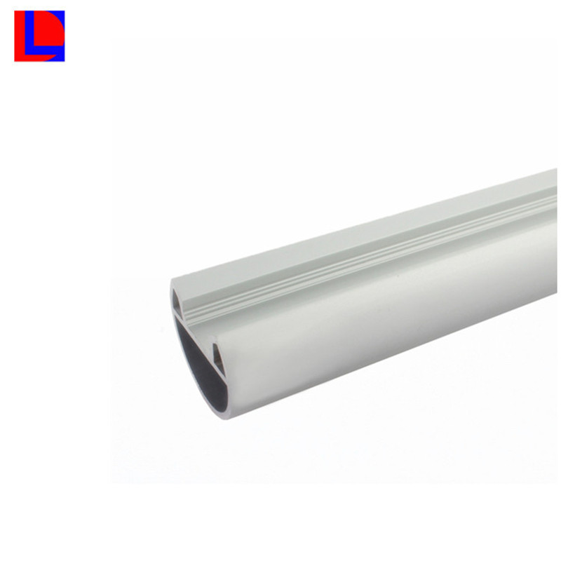 Olika former av aluminiumprofiler av hög kvalitet med plastöverdrag