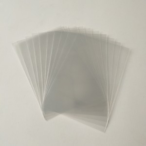 Crystal Clear Pro-fit Standardkort ärm 63,5x88mm brädspel ärmar