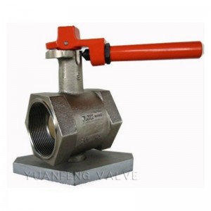 Gängad fjärilsventil