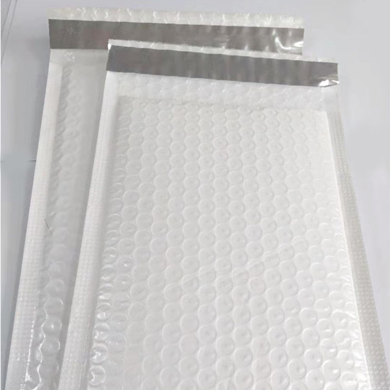 Fabrikspris anpassad charm vit express kläder polyetylenskum kuvert
