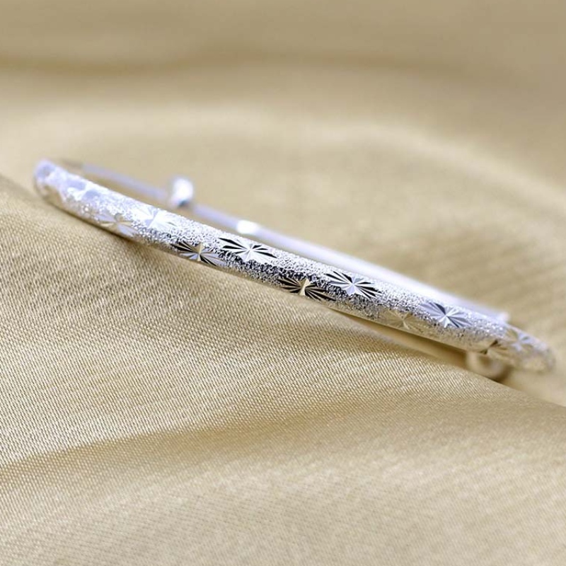 999 Silverarmband Helstjärna kvinnlig stil Enkel rundrörslipat handarmband