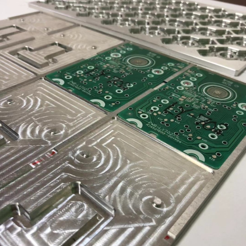CNC-bearbetningsdelar av aluminium Elektroniskt kretskort Press Fit Fixture
