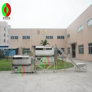 Melon peeling maskin / frukt och grönsak peeling maskin / kontinuerlig melon frukt borste rengöring peeling maskin QX-824