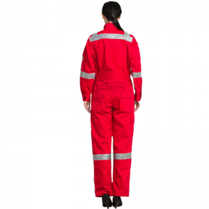 Arbetskläder bör anpassas, inte inköpta