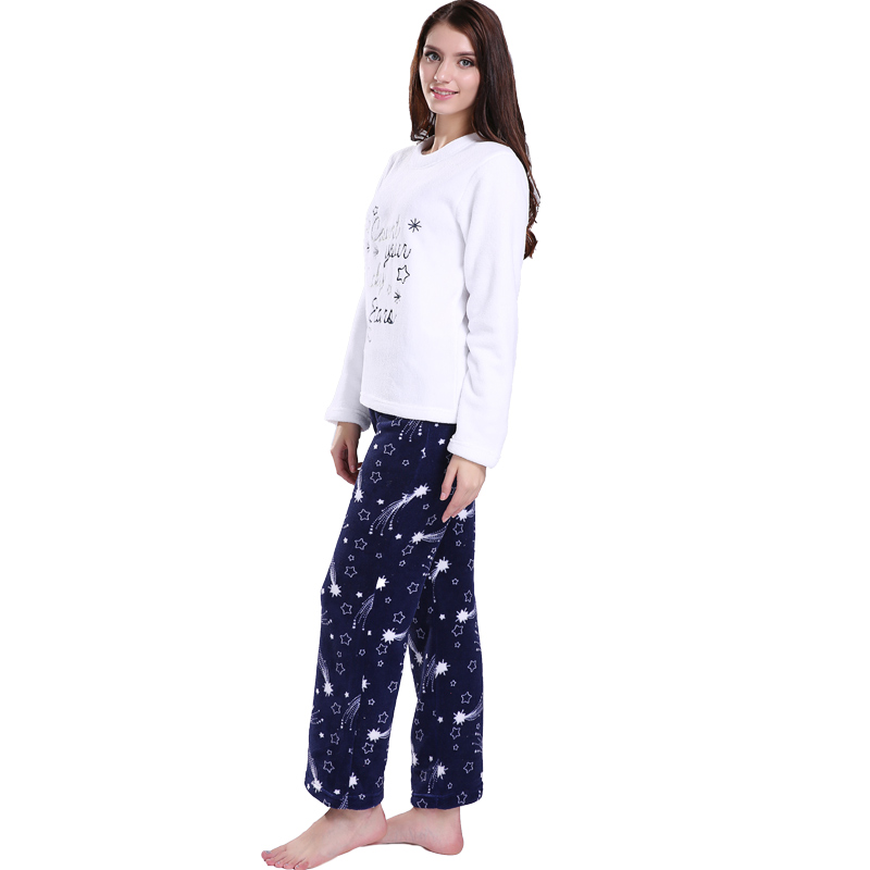 Kvinnor Broderi Tryckt Microfiber Fleece Pajamaset