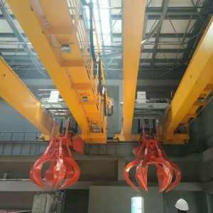 Dubbla Girder Kran med grepp