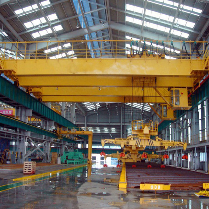 Dubbell Girder Kran med Elektromagnet