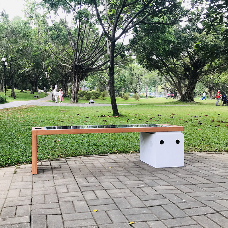Solar Powered Smart Outdoor Furniture Metal Garden Bänk Sittplats för Park och Street