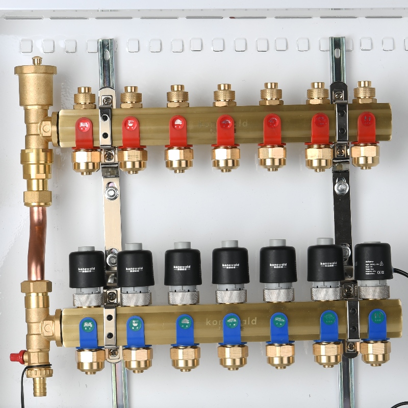 CDF10.1 ... Messing koppar vatten manifold