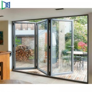 Dubbelglasering Bi Fold Door Accordion Aluminium Glass Patio Exteriör Bifold Dörrar Pulverlackering Slutförd