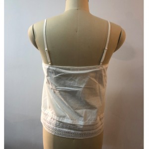 VIT SPOT KNAPP DETAIL VEST JLWB0007