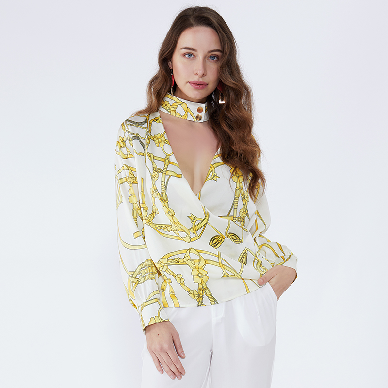 Kvinnors kläderfabrik ger sin åsikt, måste nya kläder tvättas innan de första kläderna?