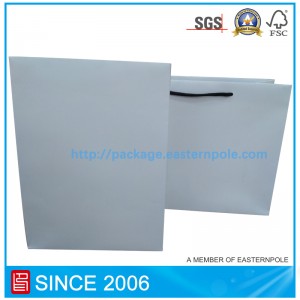 Berömt märke Boss papperspåse