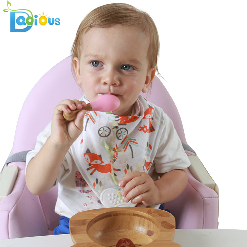 Unik design Babyskedar Självmatande bamburedskap Små spetsbarn Babyskedar för träning