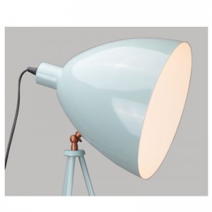 Stativ golvlampa med metallskärm och justeringsfunktion