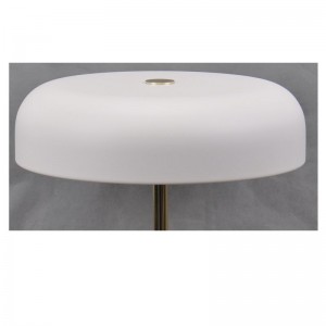 LED bordslampa med marmorbund och metallskärm