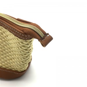 Vävd kosmetisk väska