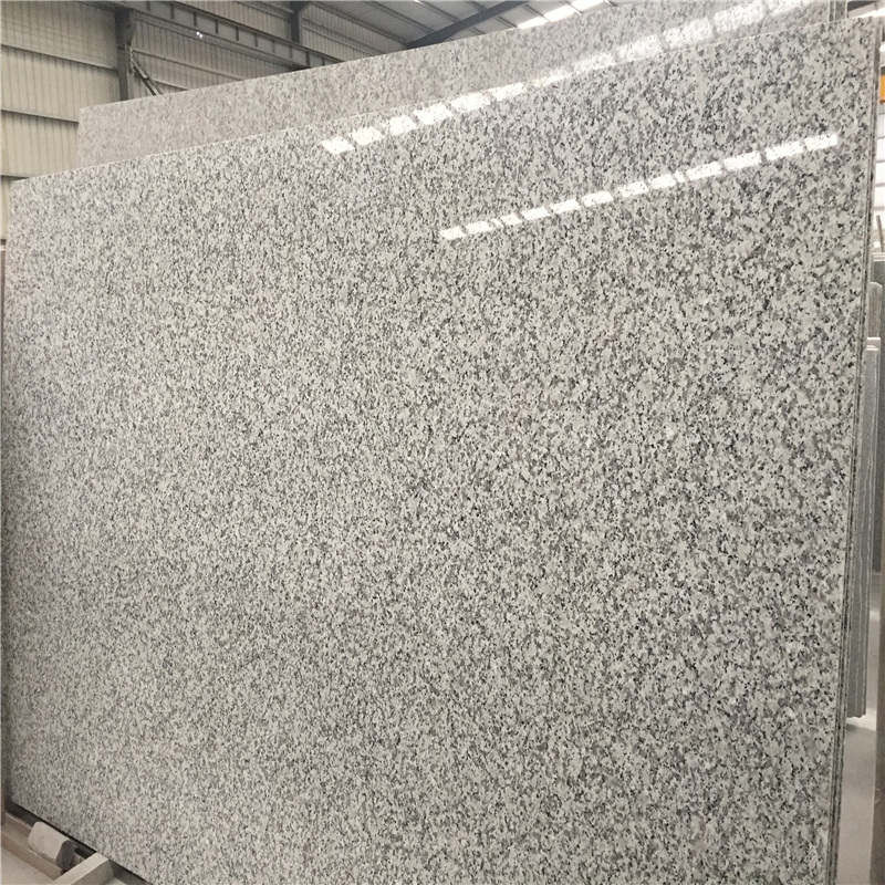 Delta White G439 granitplattor