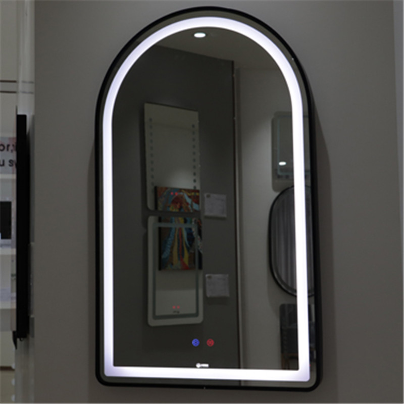 Illuminerade funktioner och ljusade Mirror i Barberaffärer