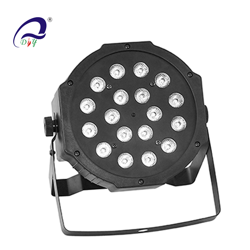 PL60 18pcs*1W RGB LED Slim Par Light för etappen