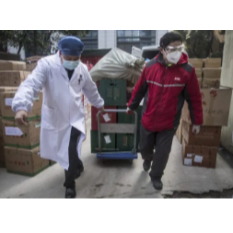 I och med den nya förordningen har myndigheterna vidtagit åtgärder för att äntligen garantera kvaliteten och säkerheten hos exporterade medicinska produkter.Men Peking har redan skickat en list a över certifierade företag till pa...