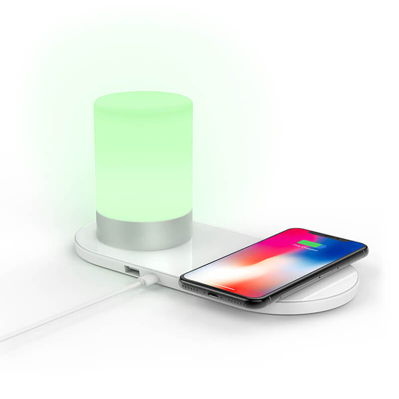 Lampa RGB med trådlös Charging Station (för iPhone eller Android telefon)