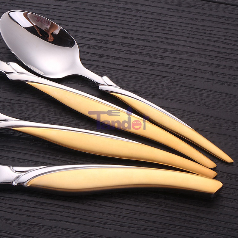 72/84/86 Gottingen Stainless Steel Flatbware Gold 86 Pcs CutIery Set med trä