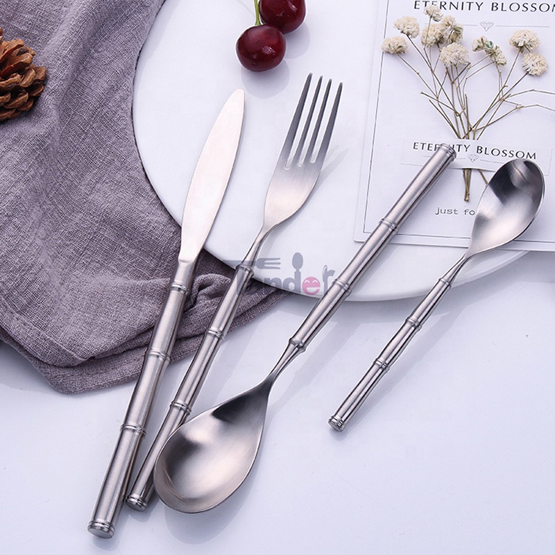 4pcs 18/10 eleganta standardbestick av rostfritt stål