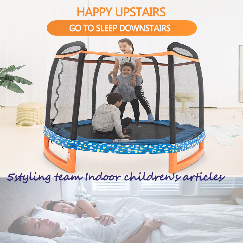 Amerikansk trampolinfamiljbarns inomhus barntrampolin utomhus med skyddsnät i stor skala trampolinhem