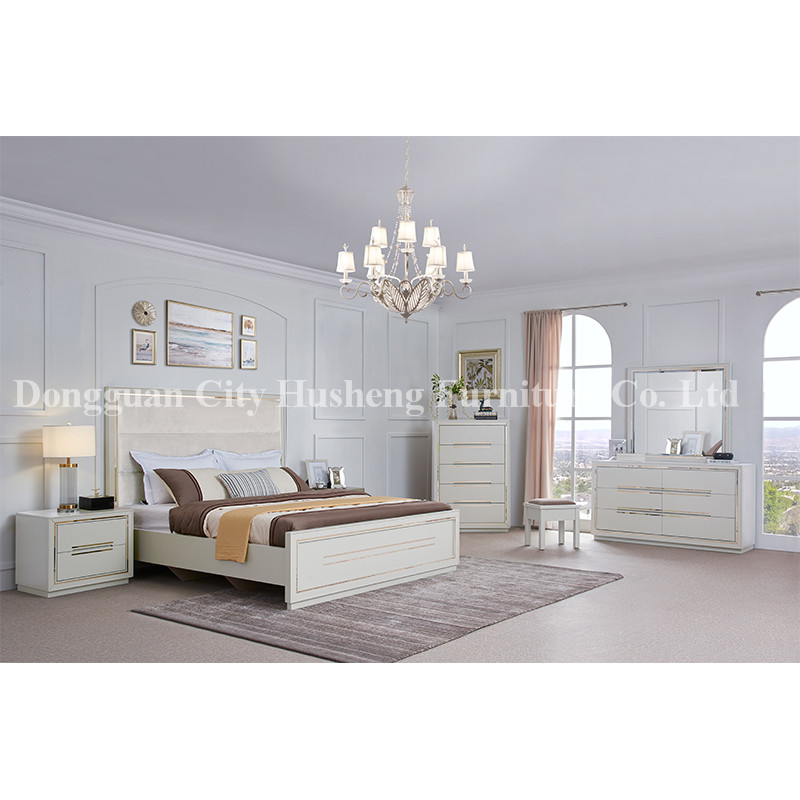 Modern Elegant Bed Soft Set Furniture med High White Glassy Målning