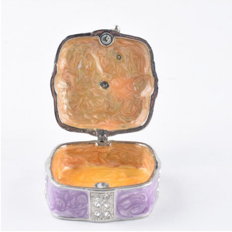 Factory direct sale Metal Fashion Jewelry Box European bow pärlor skattkista gåva smyckeskrin
