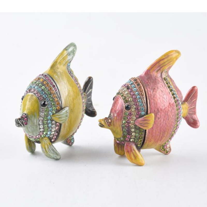 Kinesisk nyårsgåva häller automatiskt vinblått och vitt porslinsvin med stort bröllop med rött vinpotten