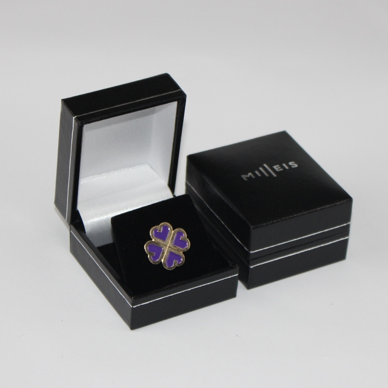 Artikel V-07S fyrkantig plastlåda av papperslåda för diameter 25-30 mm mynt, emblem, ring etc. mm. 46 * 53 * 32, vikter cirka 35 g