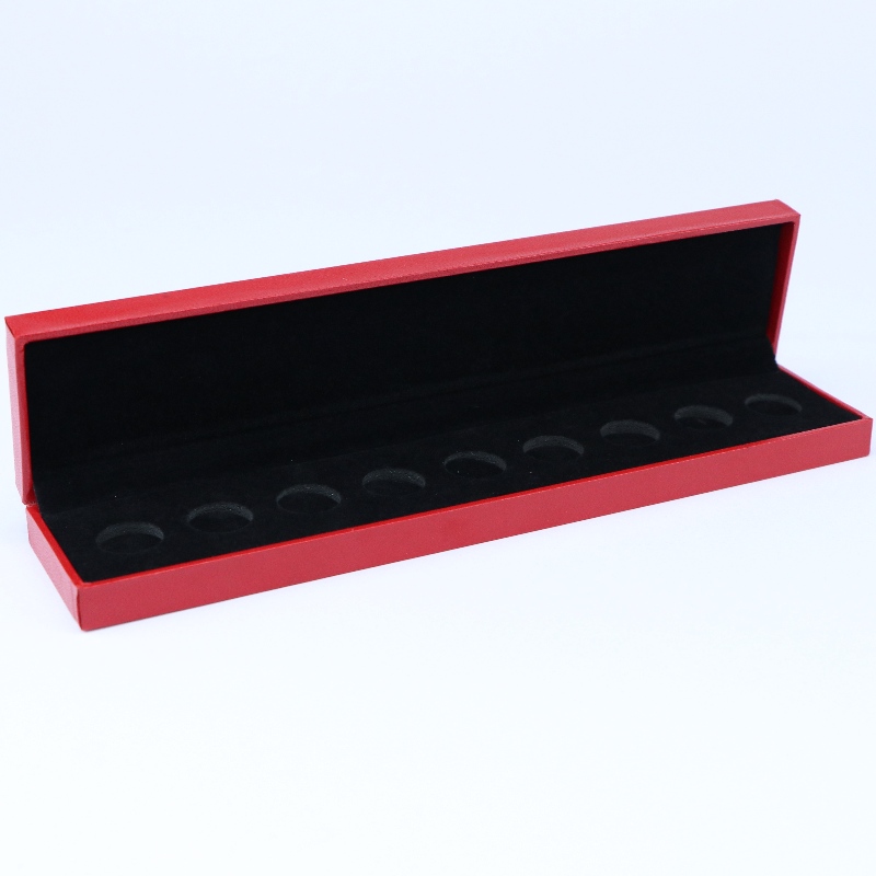 Artikel V-11 rektangulär konstpapper för 210 * 35 mm mynt, emblem & halsband mm mm. 240 * 52 * 30, vikter cirka 130 g